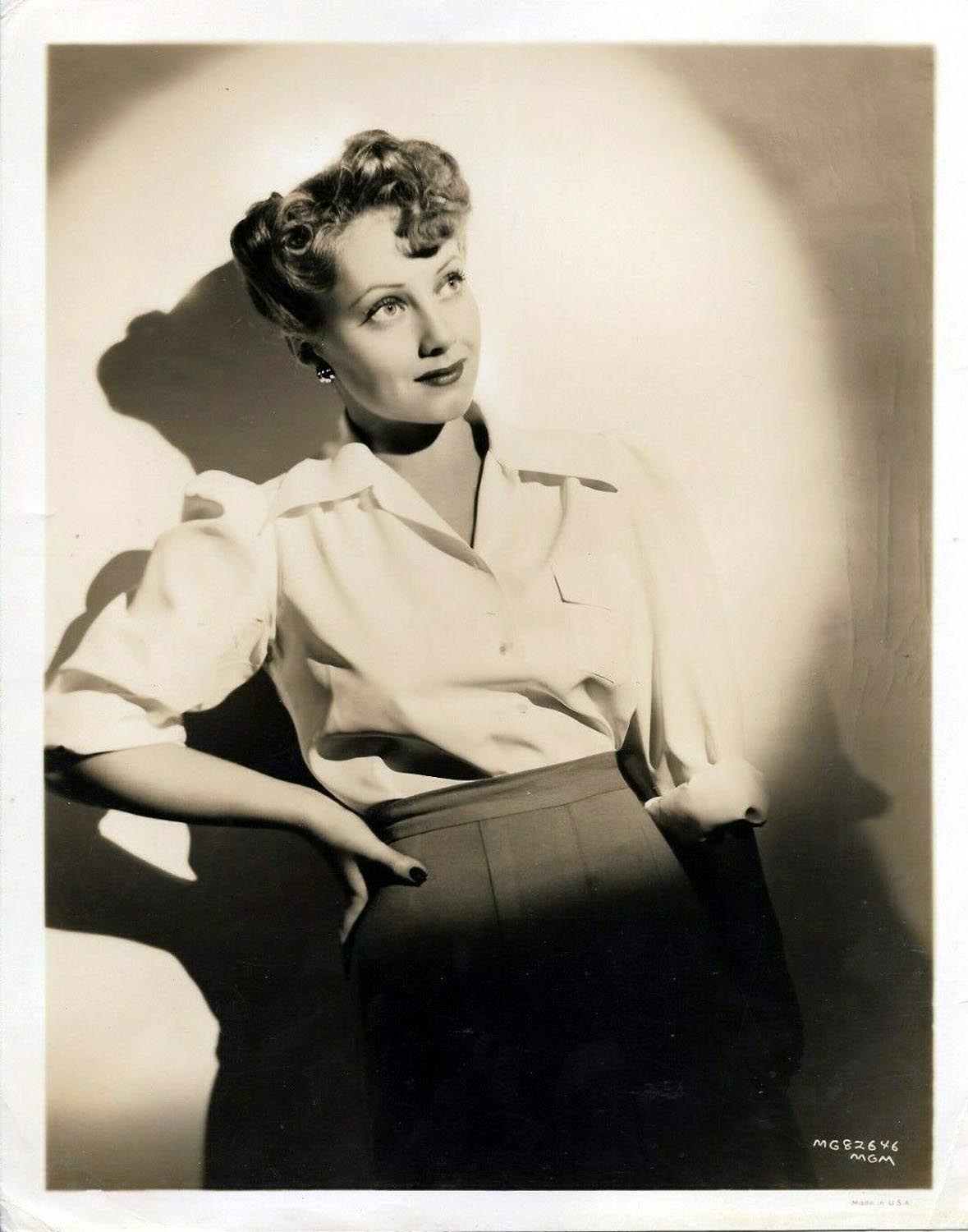 Diana Lewis